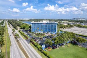hotels near Hard Rock Stadium
